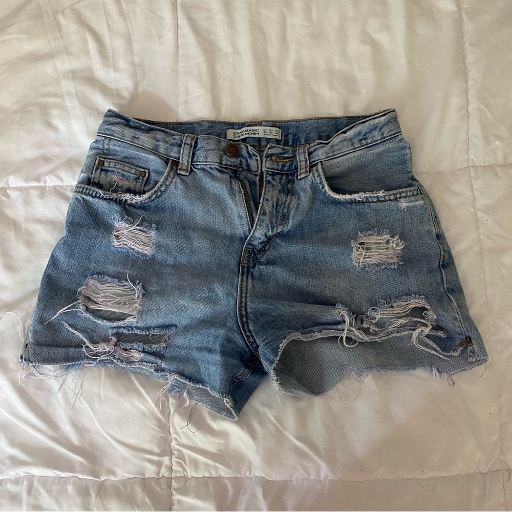 ZARA BASIC DENIM SHORTS